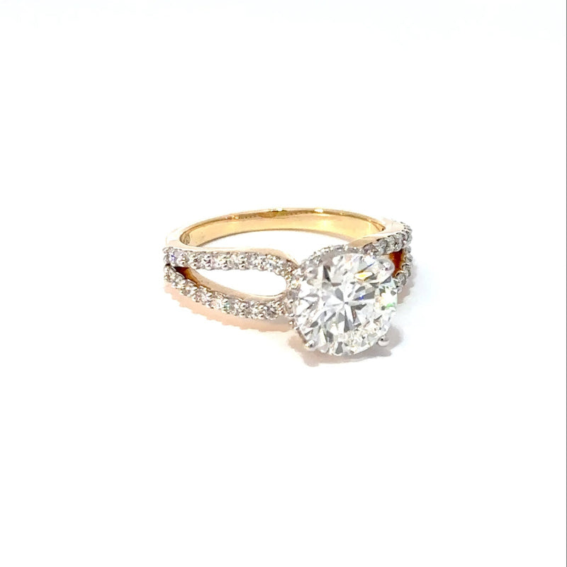2 Carat Round Diamond Engagement Ring