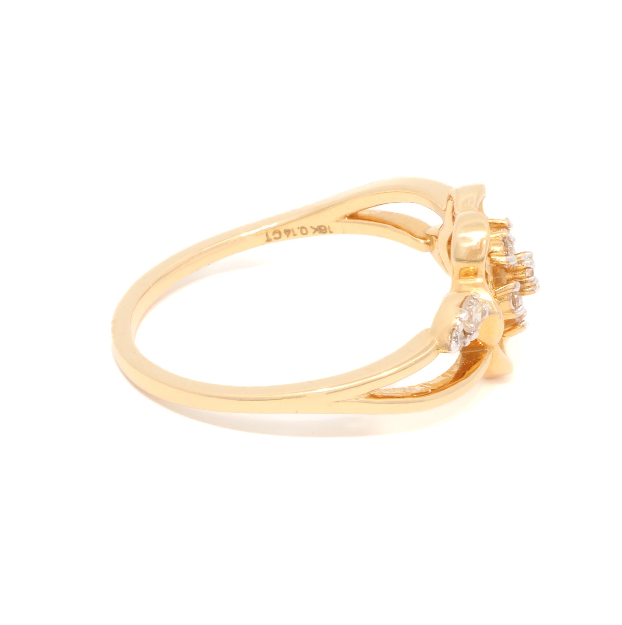 Floral Gold ring with natural diamond accents.