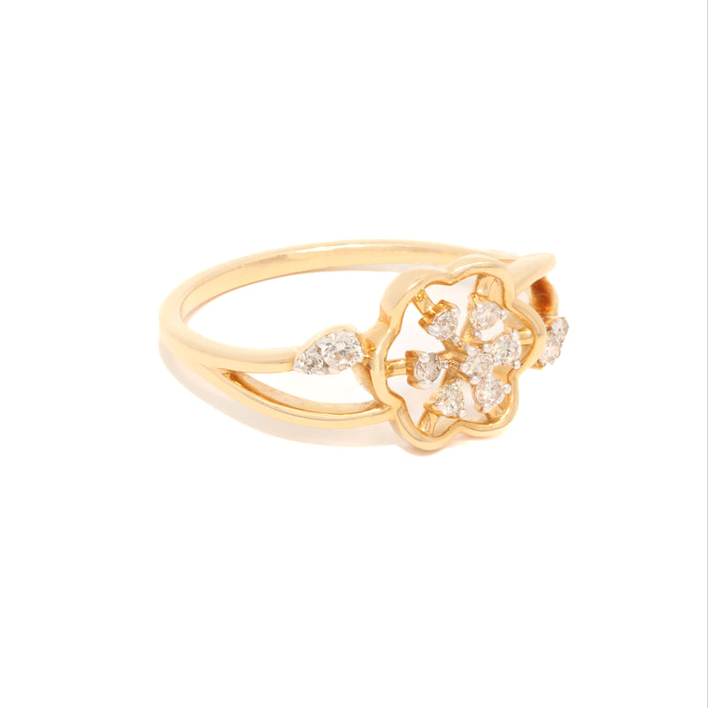 Floral Gold ring with diamond accents