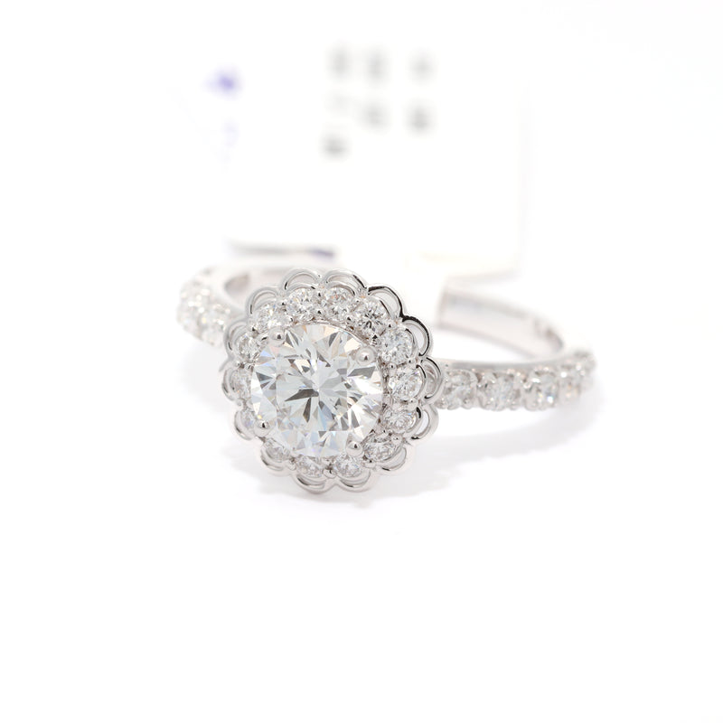 1 Carat Round Diamond Ring in Floral Design