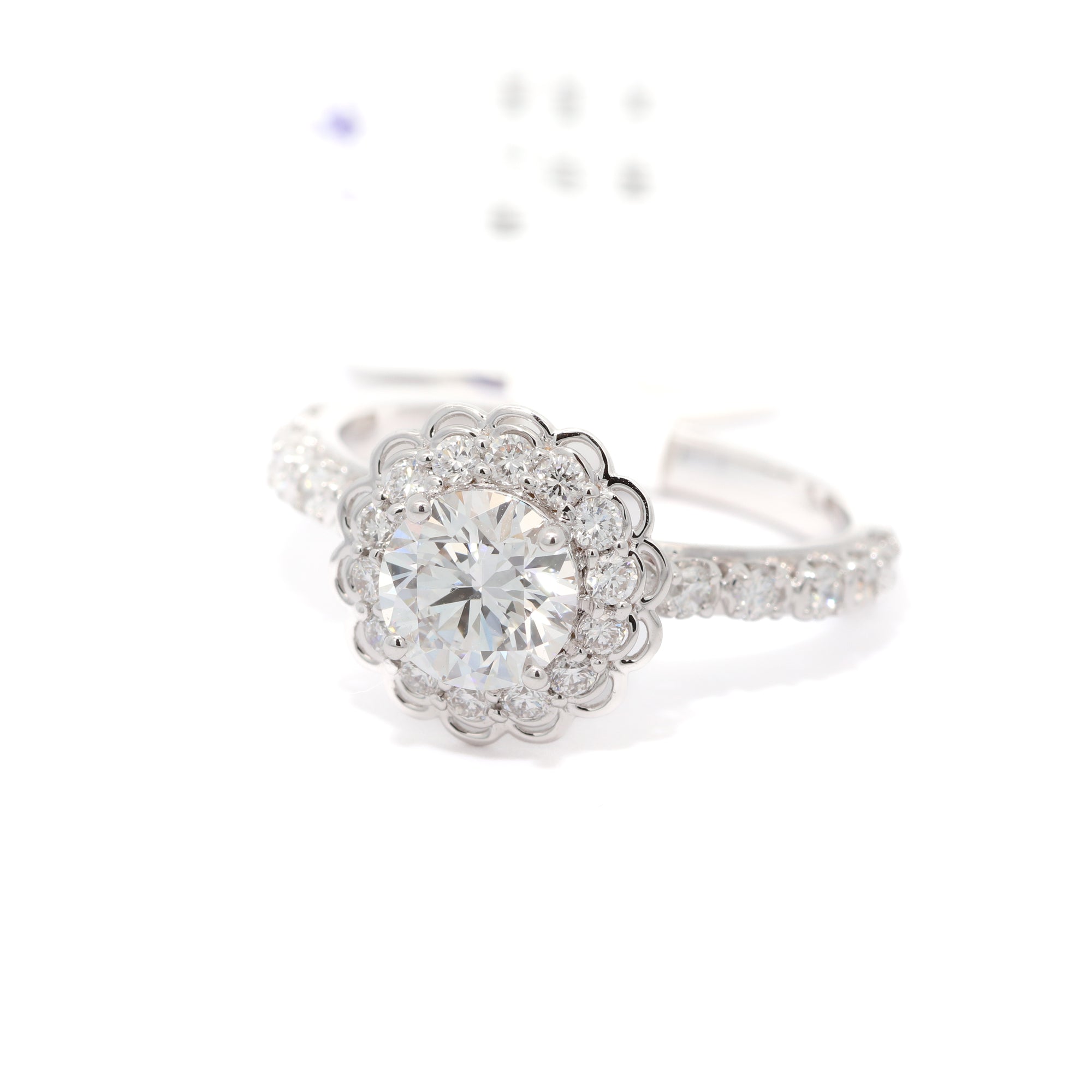 1 Carat Round Diamond Ring in Floral Design