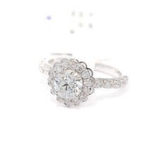1 Carat Round Diamond Ring in Floral Design