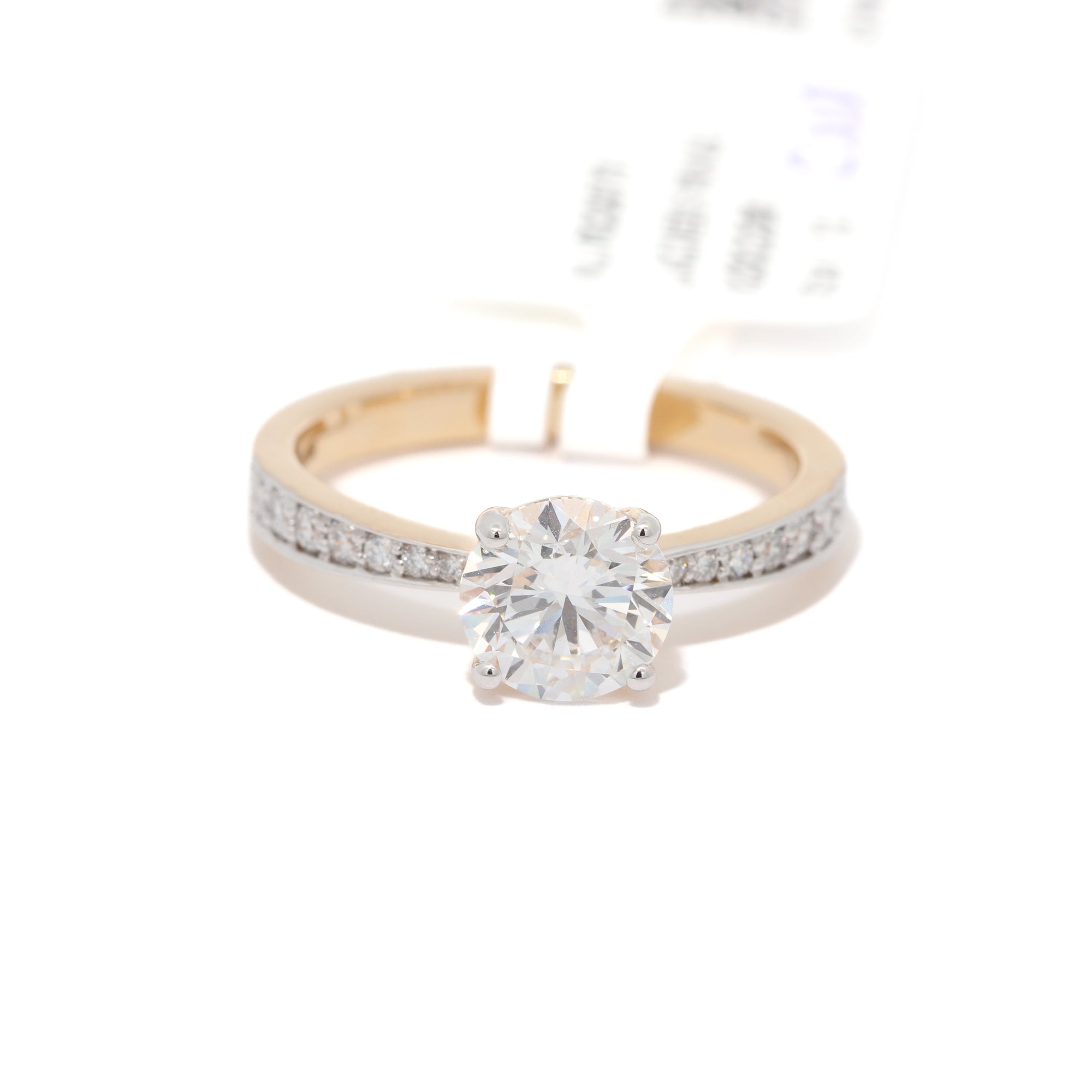 1 Carat Round Diamond Ring in Yellow Gold