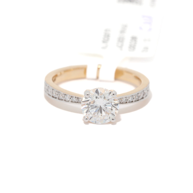 1 Carat Round Diamond Ring in Yellow Gold