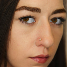Floral Nosepin with Diamonds (18K)