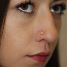 Floral Nosepin with Diamonds (18K)