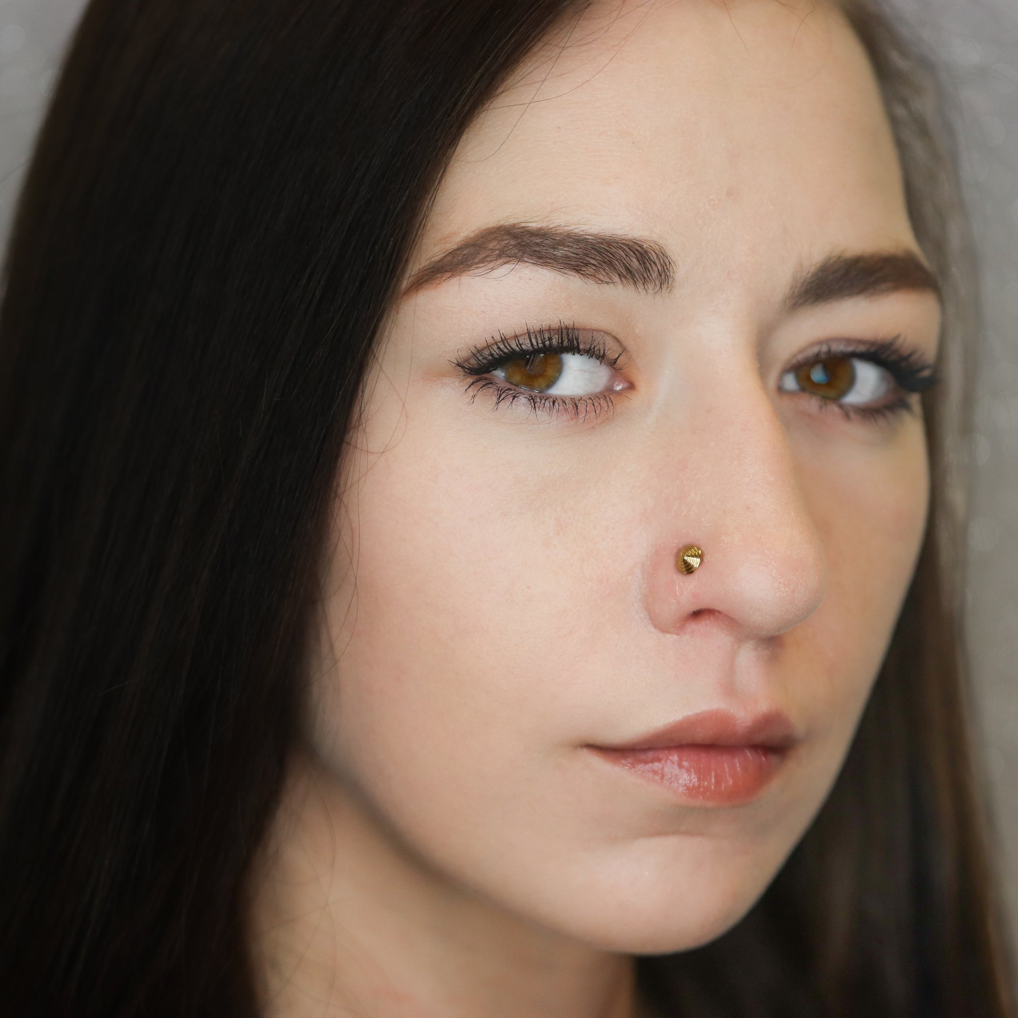 Gold Nose Pin (18K)