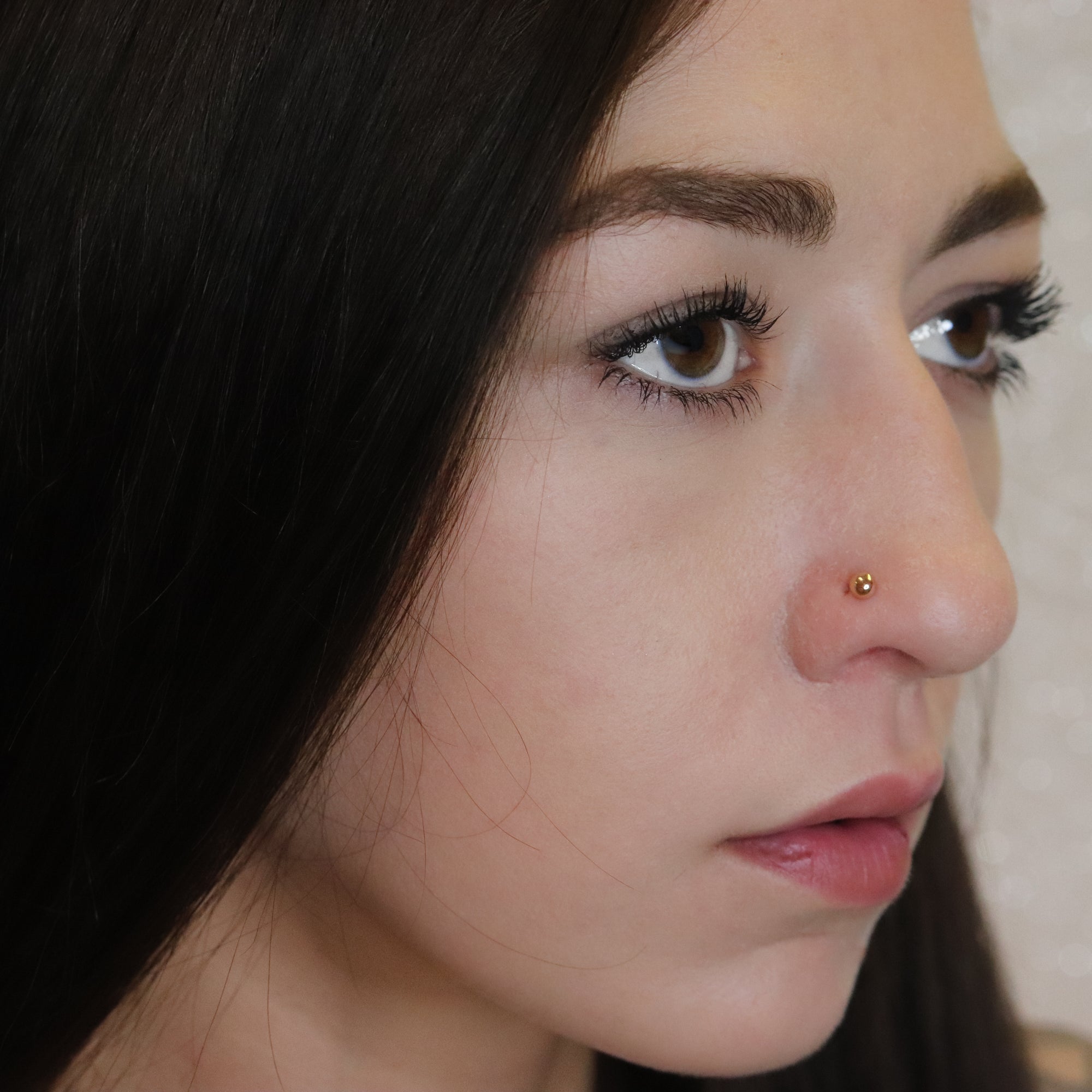Minimalist Gold Nose Stud (18K)