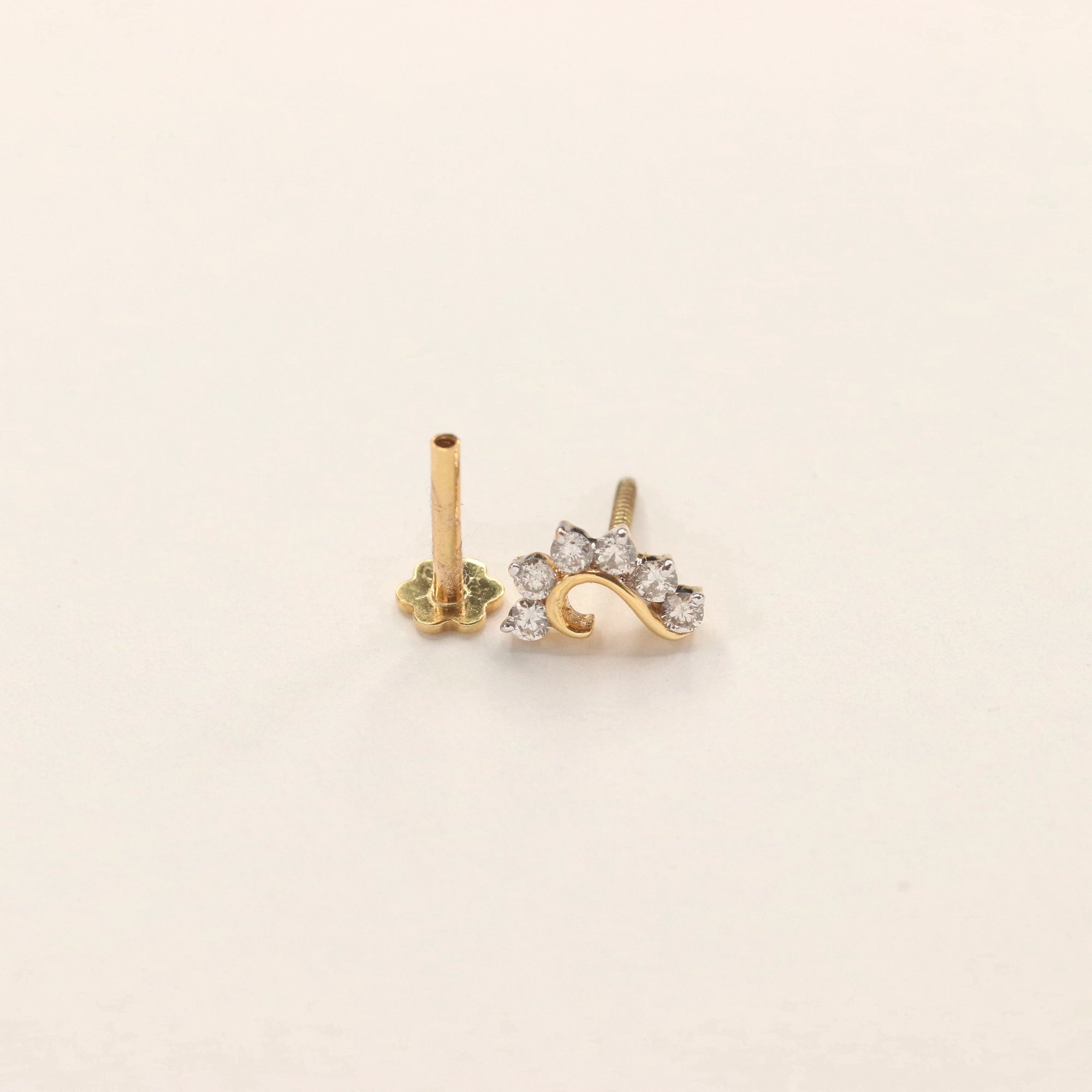 Diamond Nose Pin (18K)