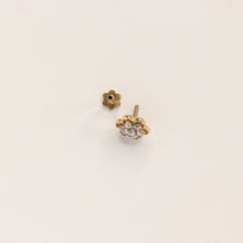 Floral Nosepin with Diamonds (18K)