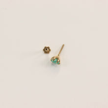 Green Emerald Nose Pin (18K)