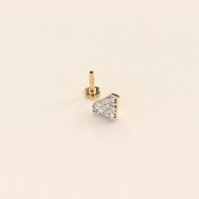 Diamond Nose Pin (18K)