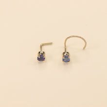 Deep Blue Nose Pin (18K)