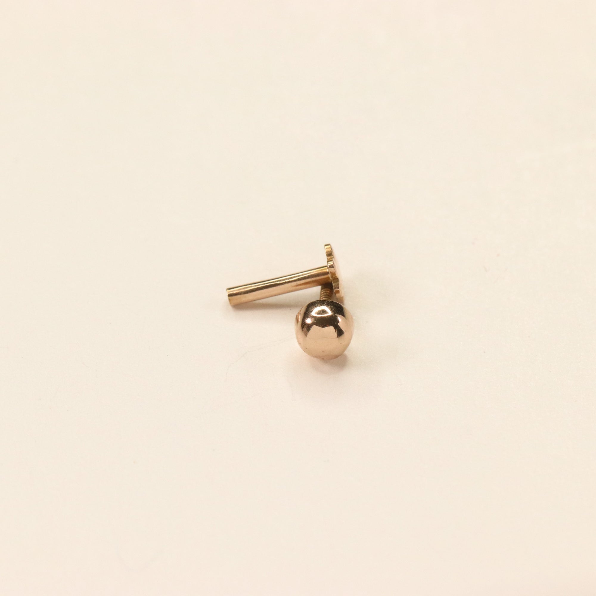 Minimalist Gold Nose Stud (18K)