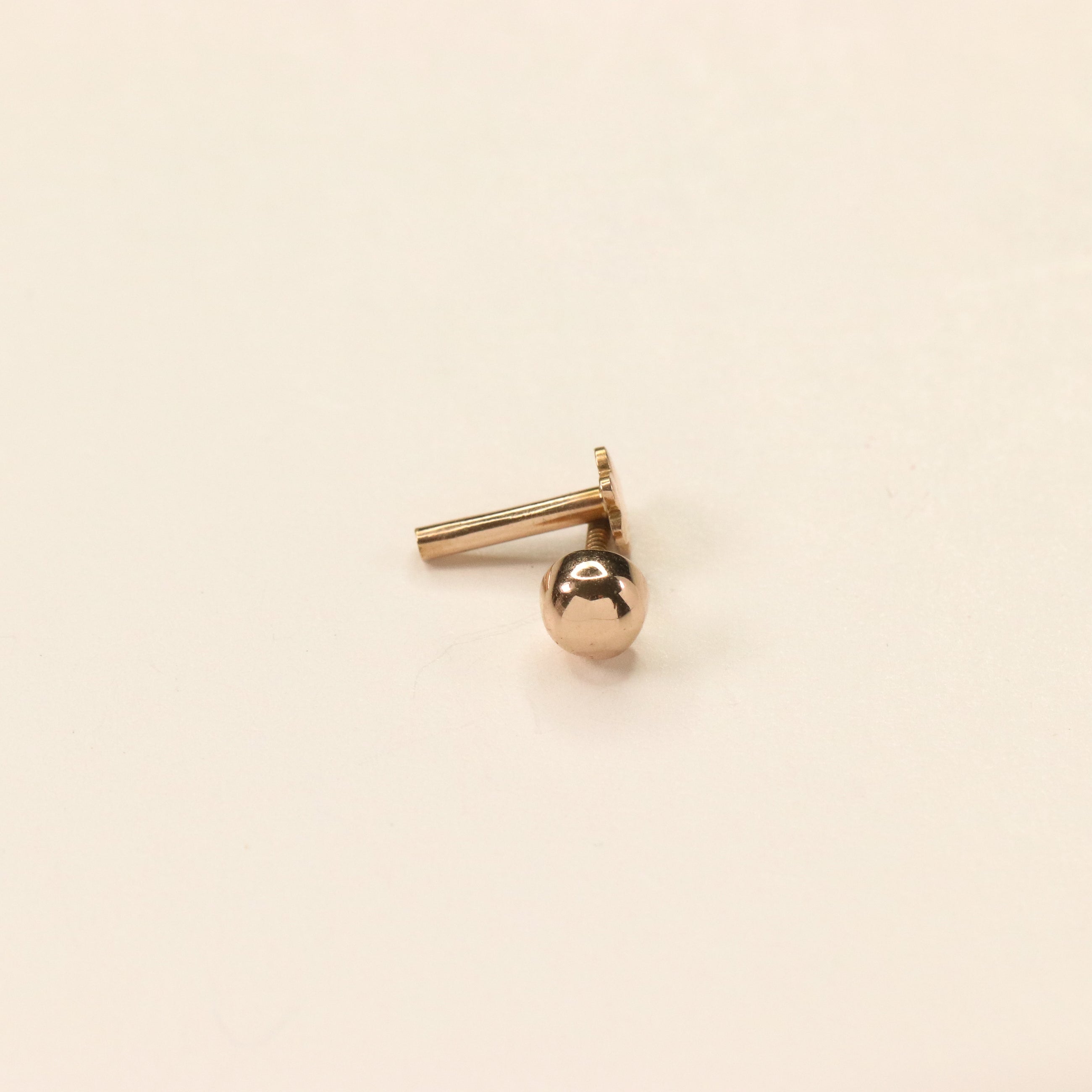 Minimalist Gold Nose Stud (18K)