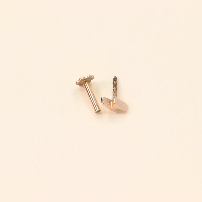 Lightning Bolt Nose Stud (18K)