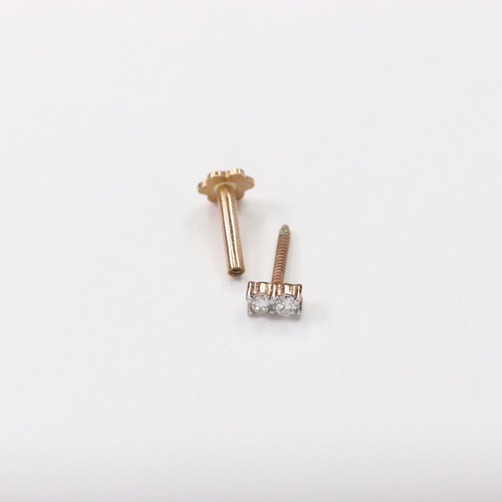 Dual Diamond Nose Stud (18K)