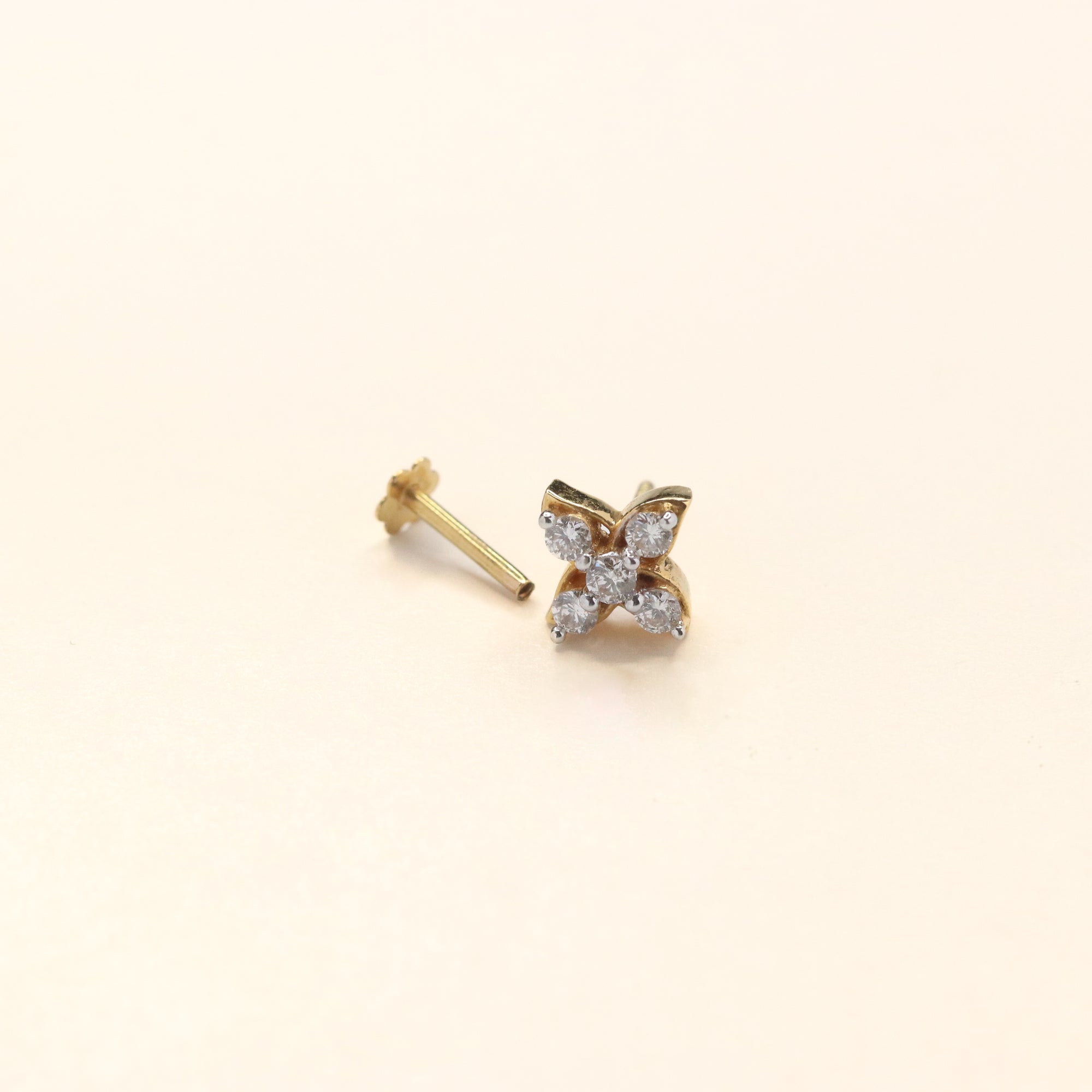 Butterfly Nose Pin with Diamonds (18K)
