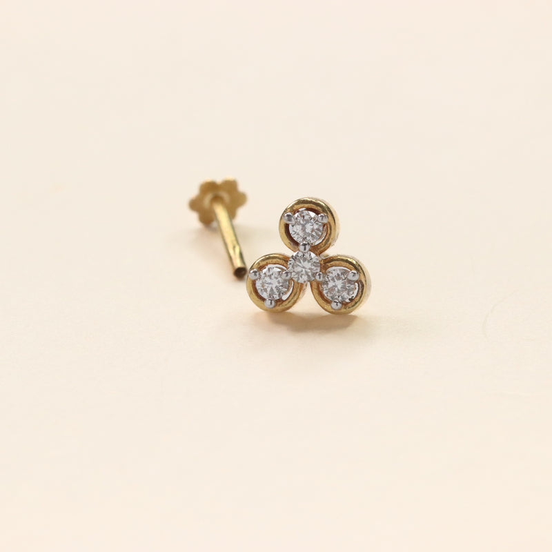 Cloverleaf Nose Pin with 4 Diamonds (18K)