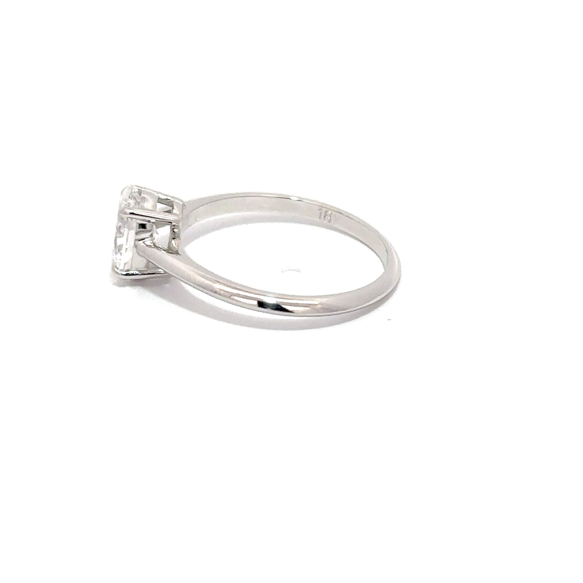 1 Carat Oval Diamond Ring in White Gold