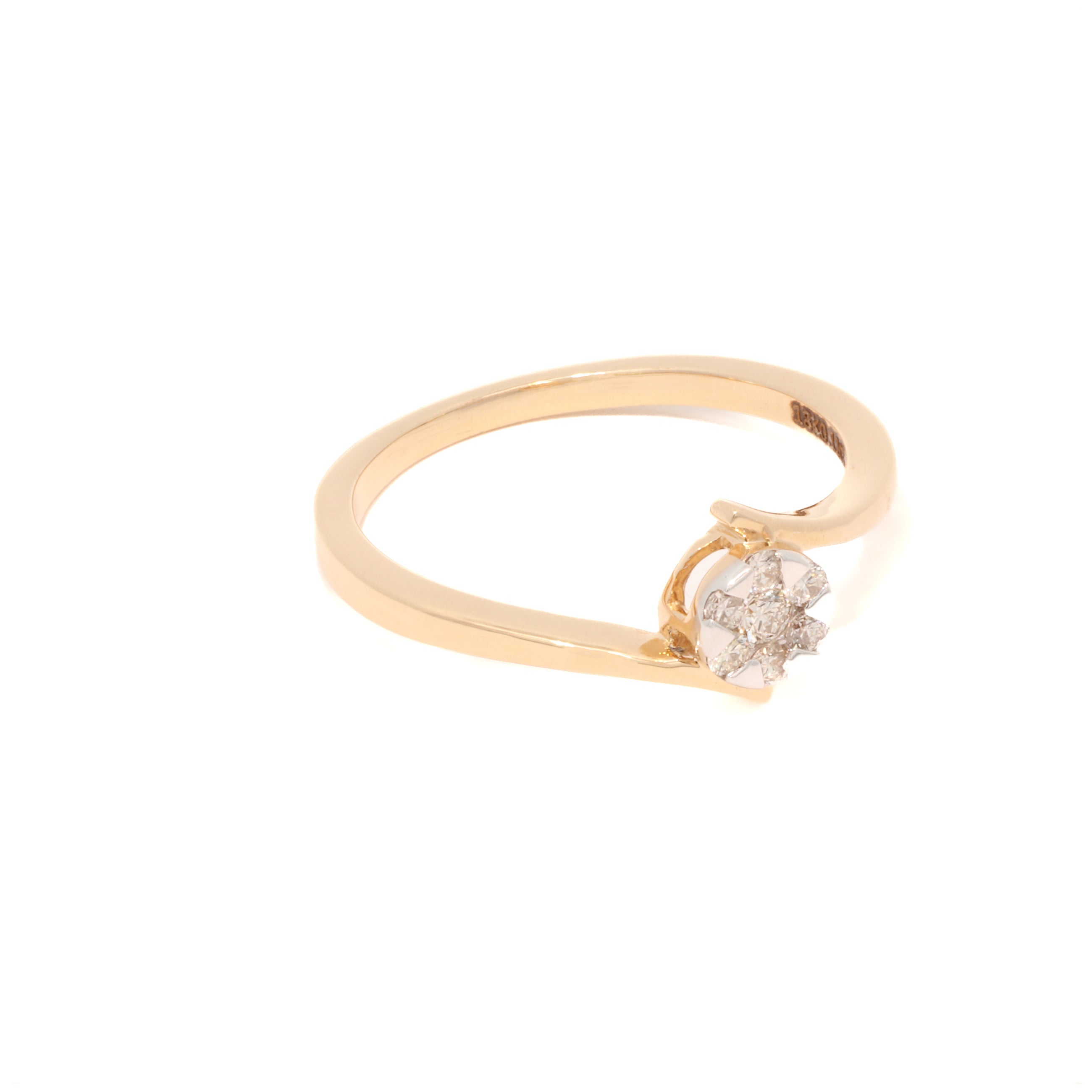 Yellow gold ring with diamonds